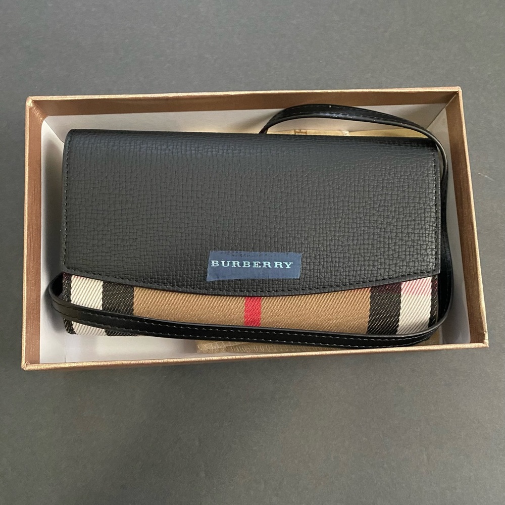 Burberry crossbody wallet style bag